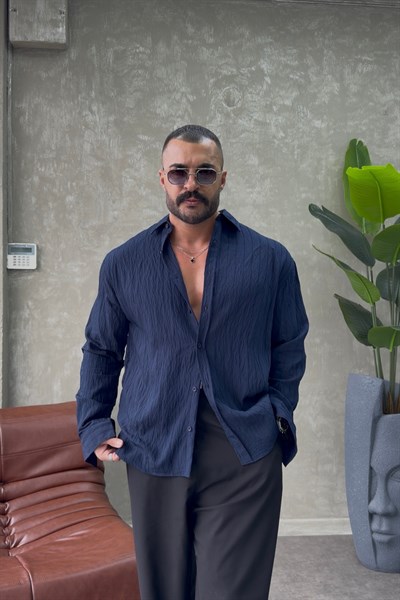 ARMUR KENDİNDEN ÇİZGİLİ GÖMLEK LACİVERT