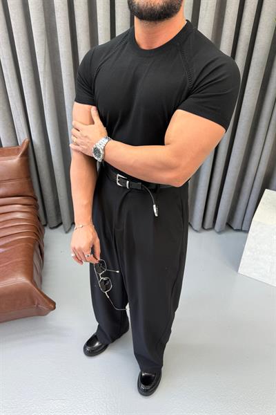BASIC BİSİKLET YAKA SLİMFİT TRİKO SİYAH