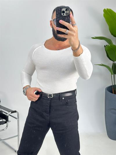 Beyaz Slimfit Örme Kazak