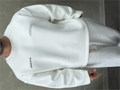 BOXY KALIP OVERSIZE SIRT BASKILI SWEAT BEYAZ