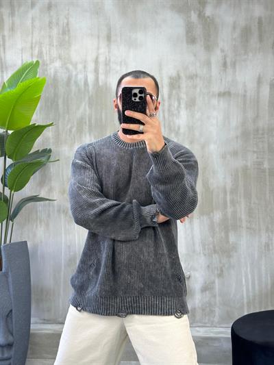 Gri Yıkamalı Oversize Yırtık Detaylı Kazak