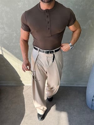 HENLEY YAKA DÜĞMELİ  SLİMFİT T-SHİRT KAHVERENGİ