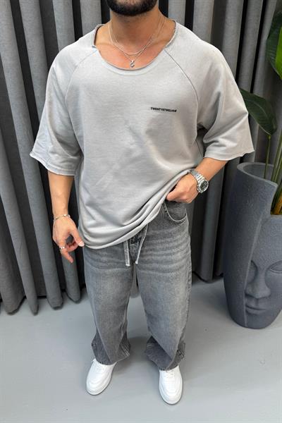 OVERSİZE KESİK YAKA T-SHİRT GRİ