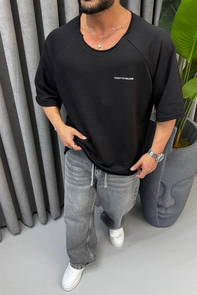 OVERSİZE KESİK YAKA T-SHİRT SİYAH