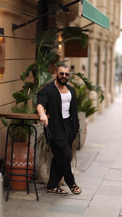 Siyah Çizgi Detaylı Oversize Alt Üst Takım 
