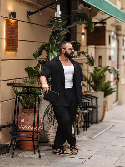 Siyah Çizgi Detaylı Oversize Alt Üst Takım 