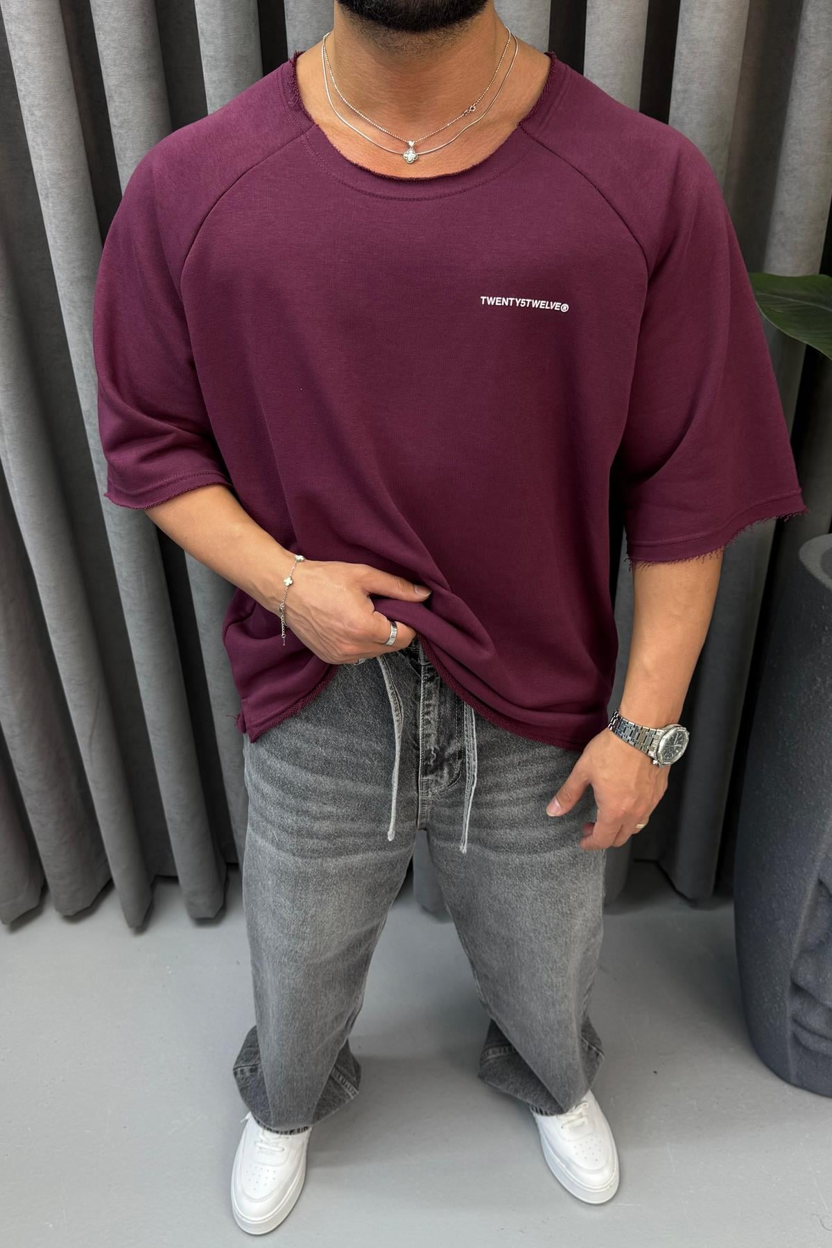 OVERSİZE KESİK YAKA T-SHİRT BORDO