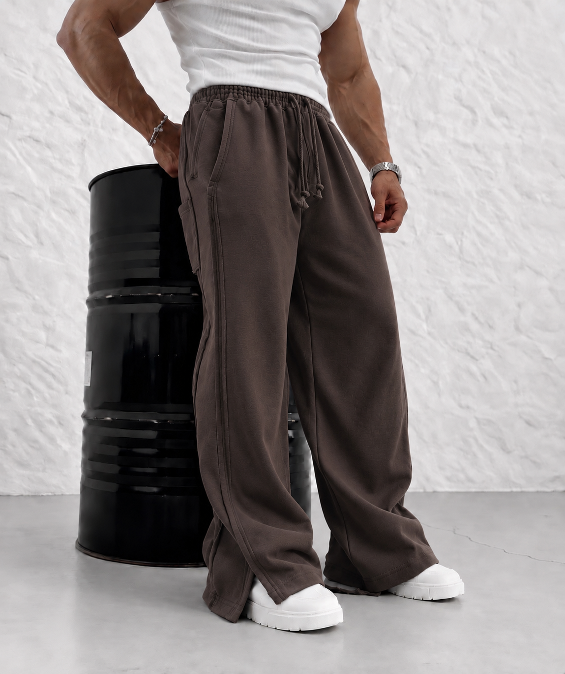 PREMIUM SERİ SUPER BAGGY YIRTMAÇLI EŞOFMAN KAHVERENGİ