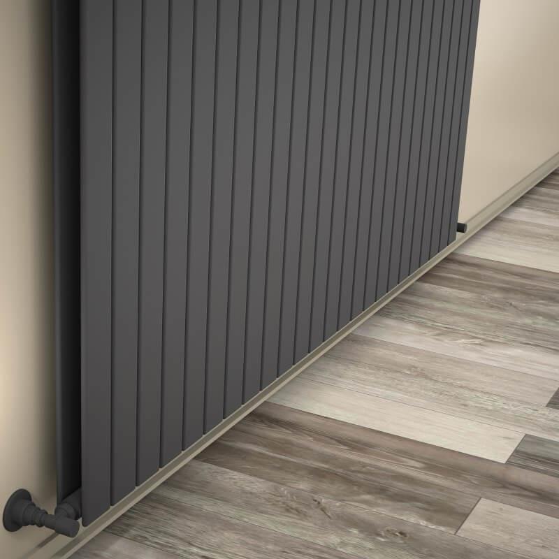Tip 20V Dekoratif Radyatör 600x1772 Antrasit
