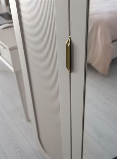 Vize Kanyon 3 Kapılı Dolap