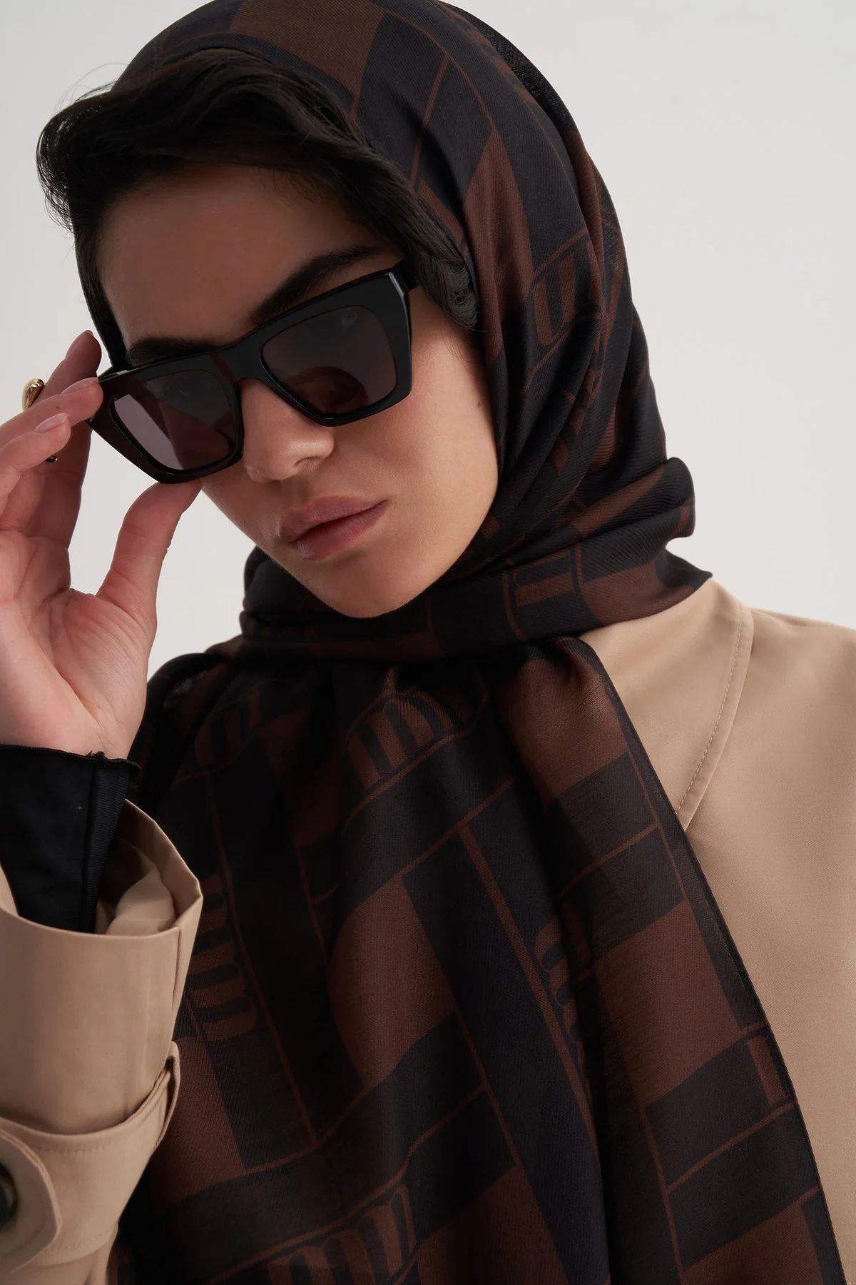BROWN M FORM Kahverengi