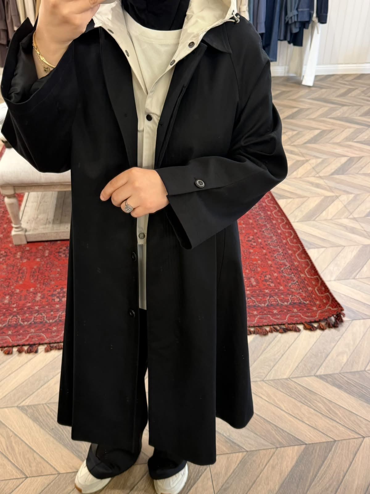 ÇIKARILABİLİR KAPÜŞONLU KOTON TRENÇKOT Siyah