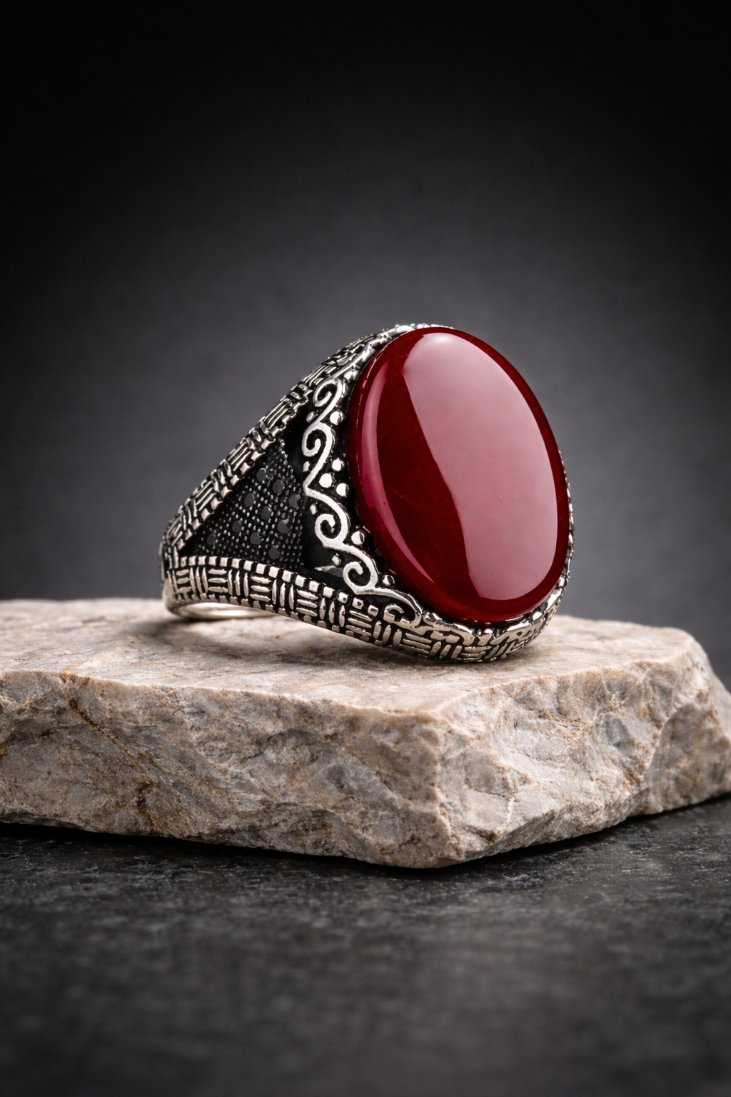 925 AYAR OVAL AKİK TAŞLI  ERKEK GÜMÜŞ YÜZÜK