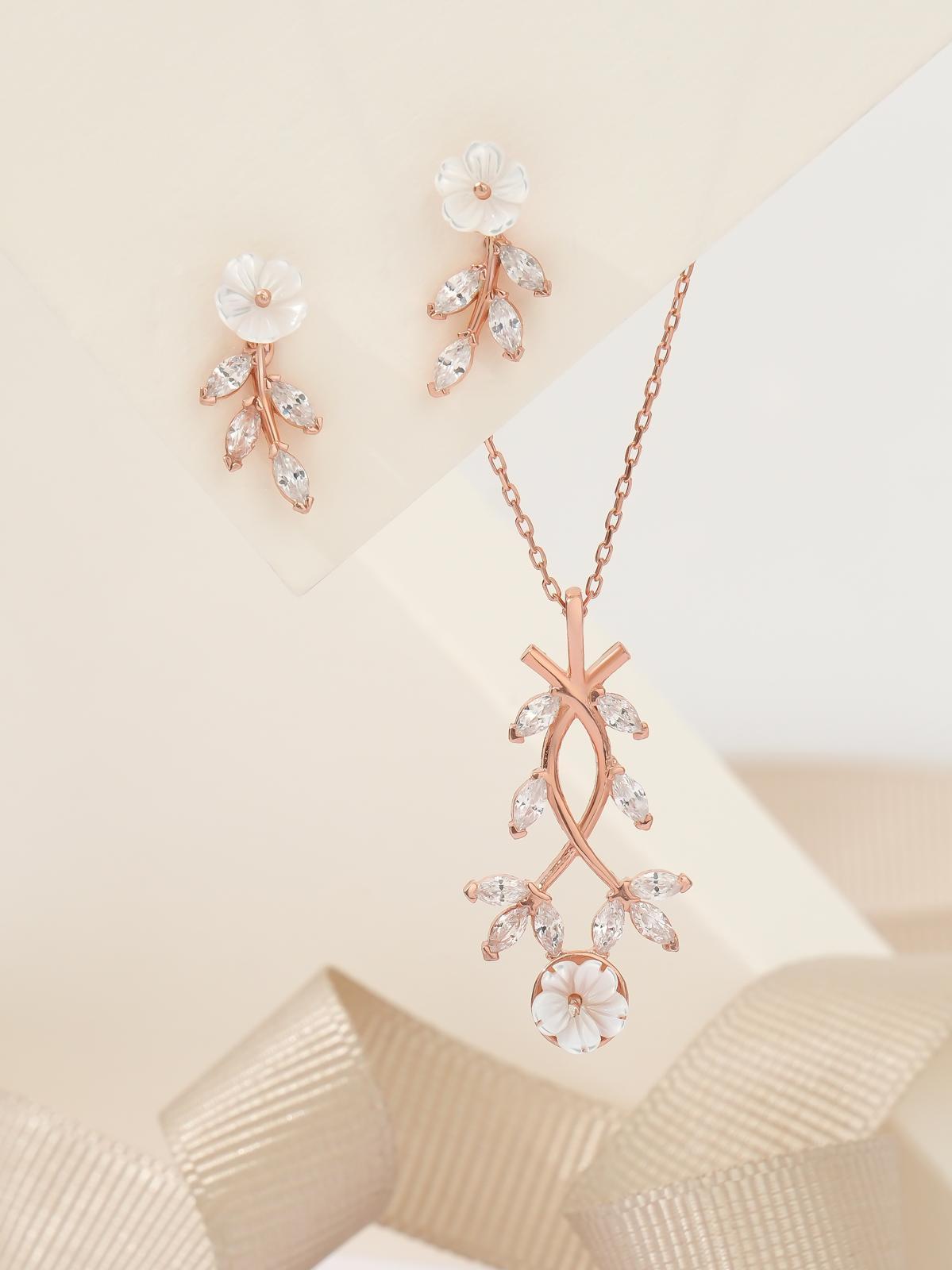 925 AYAR ROSE KAPLAMA MANOLYA ÇİÇEKLİ YAPRAK MODEL İKİLİ GÜMÜŞ SET