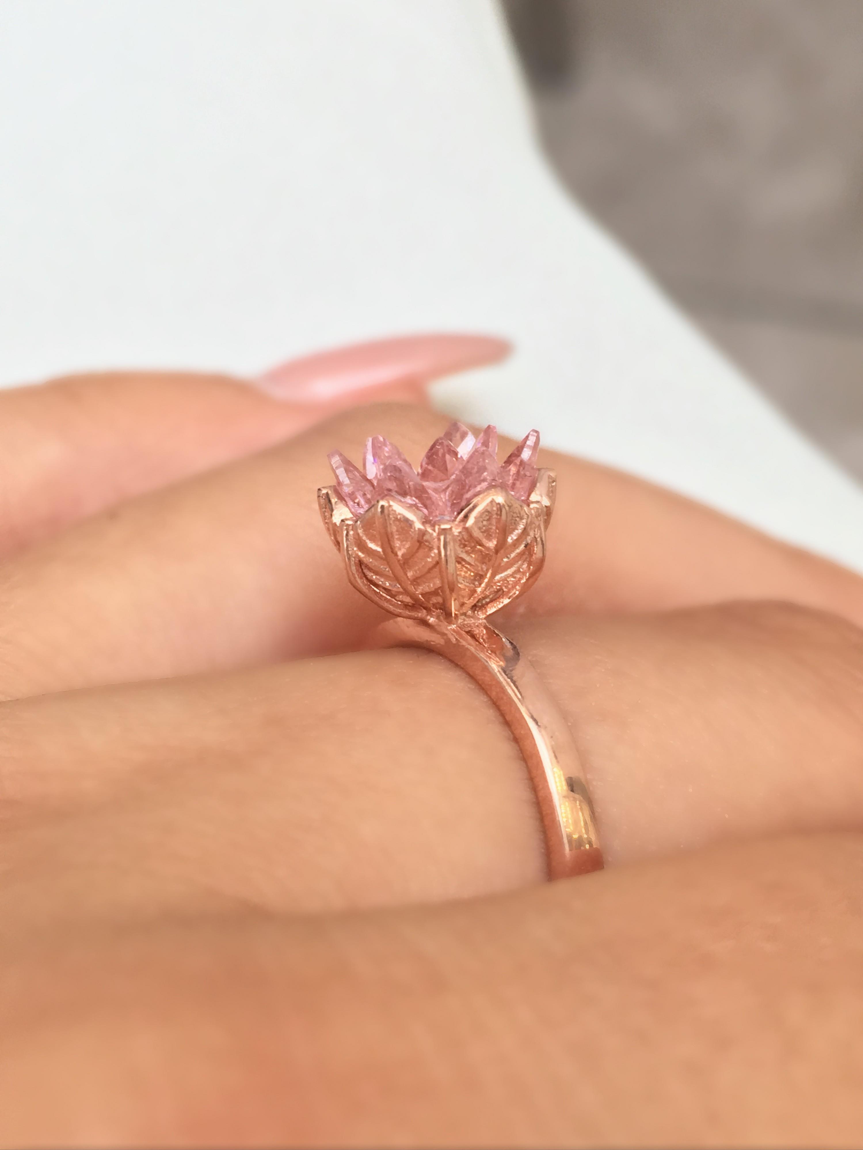 925 Ayar Pembe Kuvars Taşlı Lotus Gümüş Yüzük