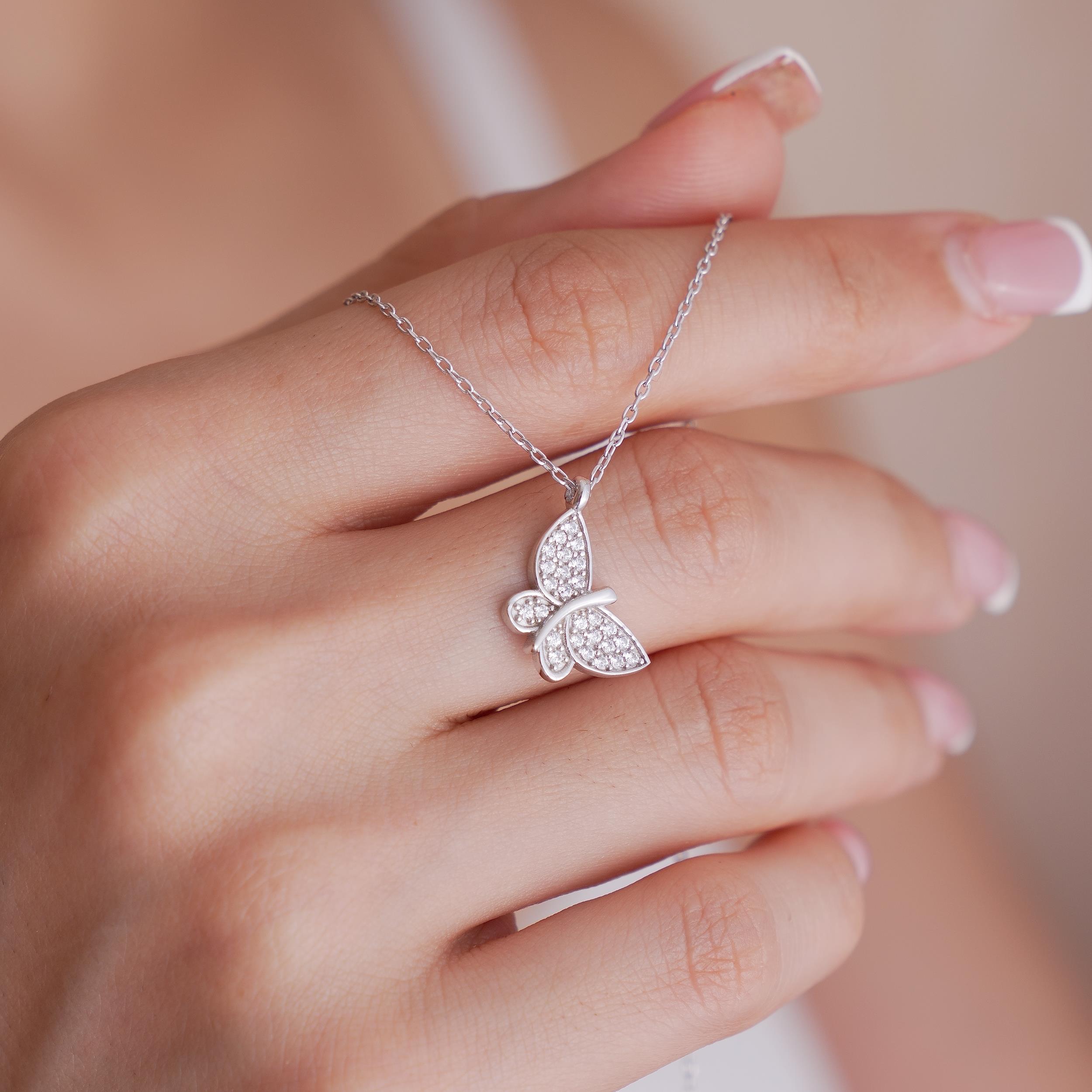925 AYAR RADYUM KAPLAMA SWAROVSKİ TAŞLI GÜMÜŞ KELEBEK KOLYE