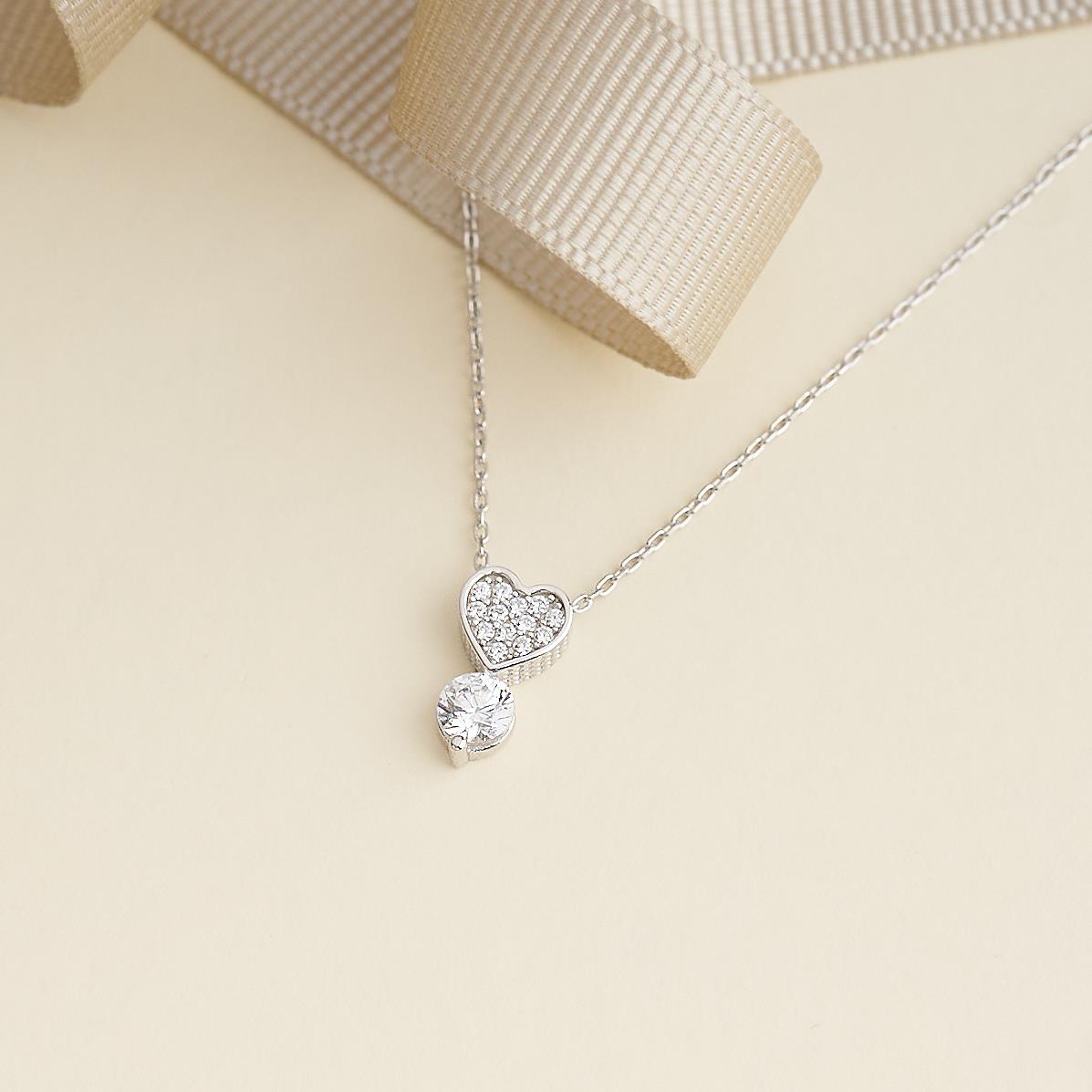 925 AYAR RADYUM KAPLAMA SWAROVSKİ TAŞLI KALPLİ TEK TAŞ GÜMÜŞ KOLYE