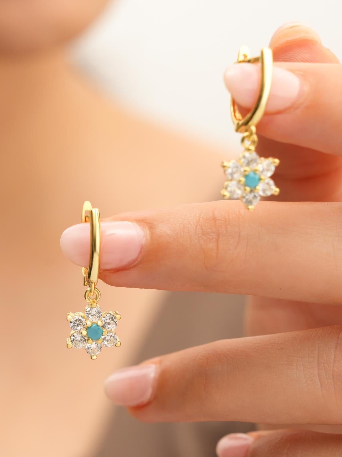 925 AYAR SARI ALTIN KAPLAMA  PAPATYA MODEL FİRUZE TAŞLI  GÜMÜŞ KÜPE