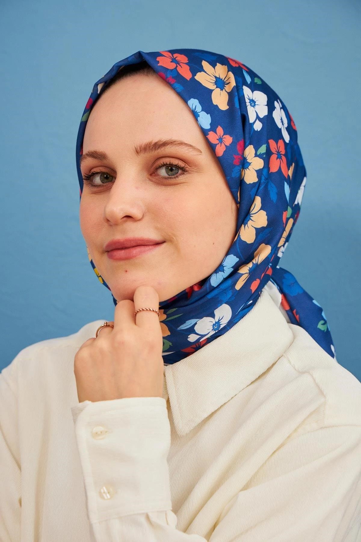 Amelia Desenli Pamuk Şal Parlament Mavi 3025-15
