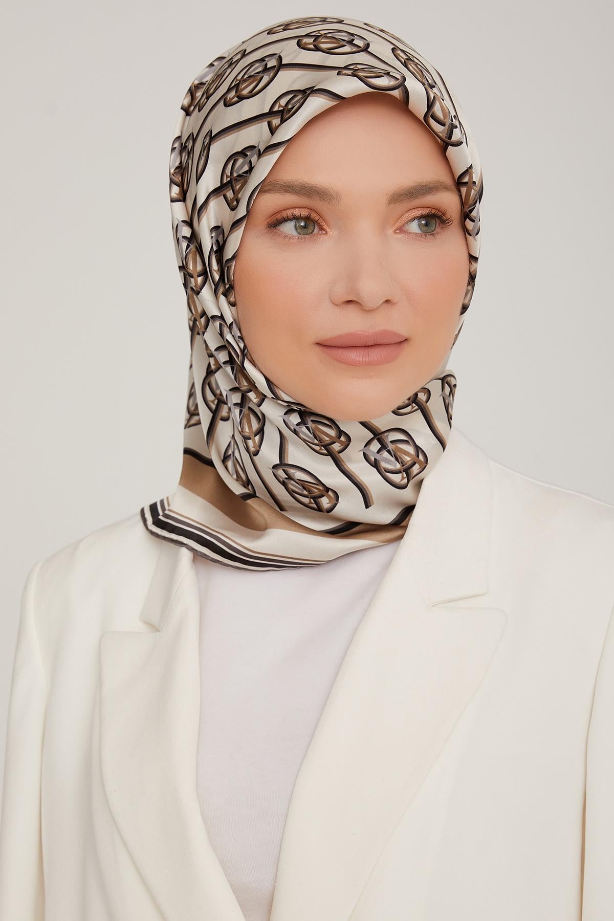 Armine 2022-23 Sonbahar Kış Sezonu Twill İpek Eşarp 8822D02 01