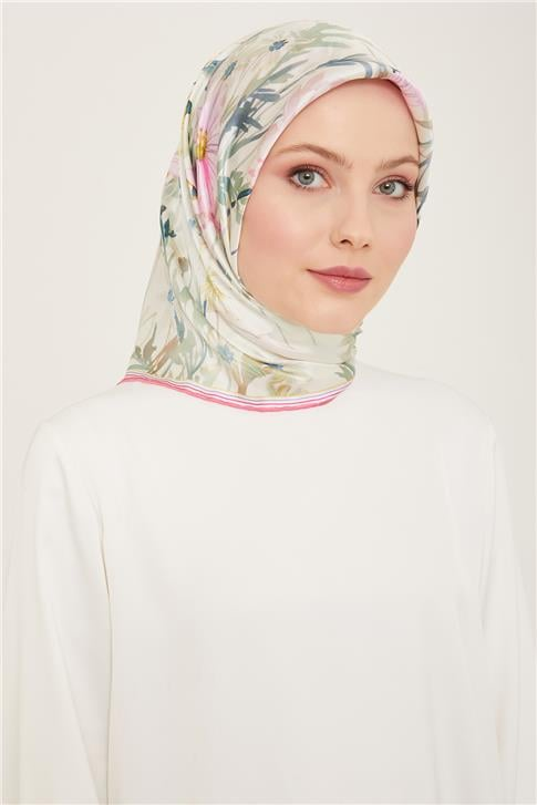Armine Çiçek Desenli Twill İpek Eşarp 24Ya9129 38