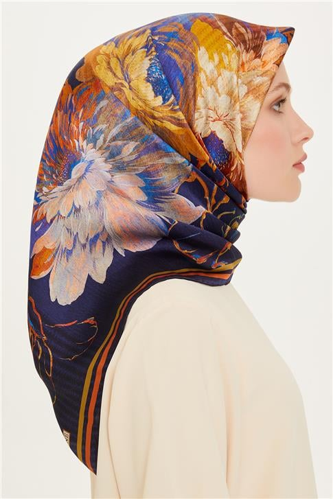 Armine Çiçek Desenli Twill Saf İpek Eşarp 9220D 07