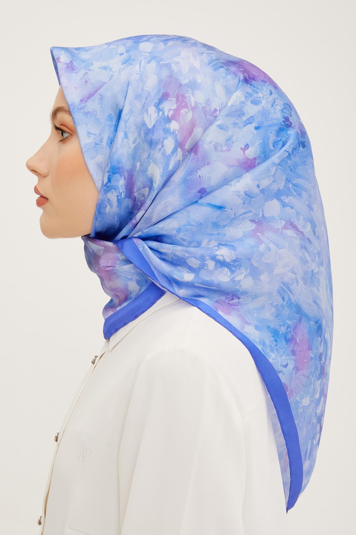 Armine İpek Eşarp 2023/24 İlkbahar Yaz Sezonu 8922D02 56 - Twill (Tivil) İpek