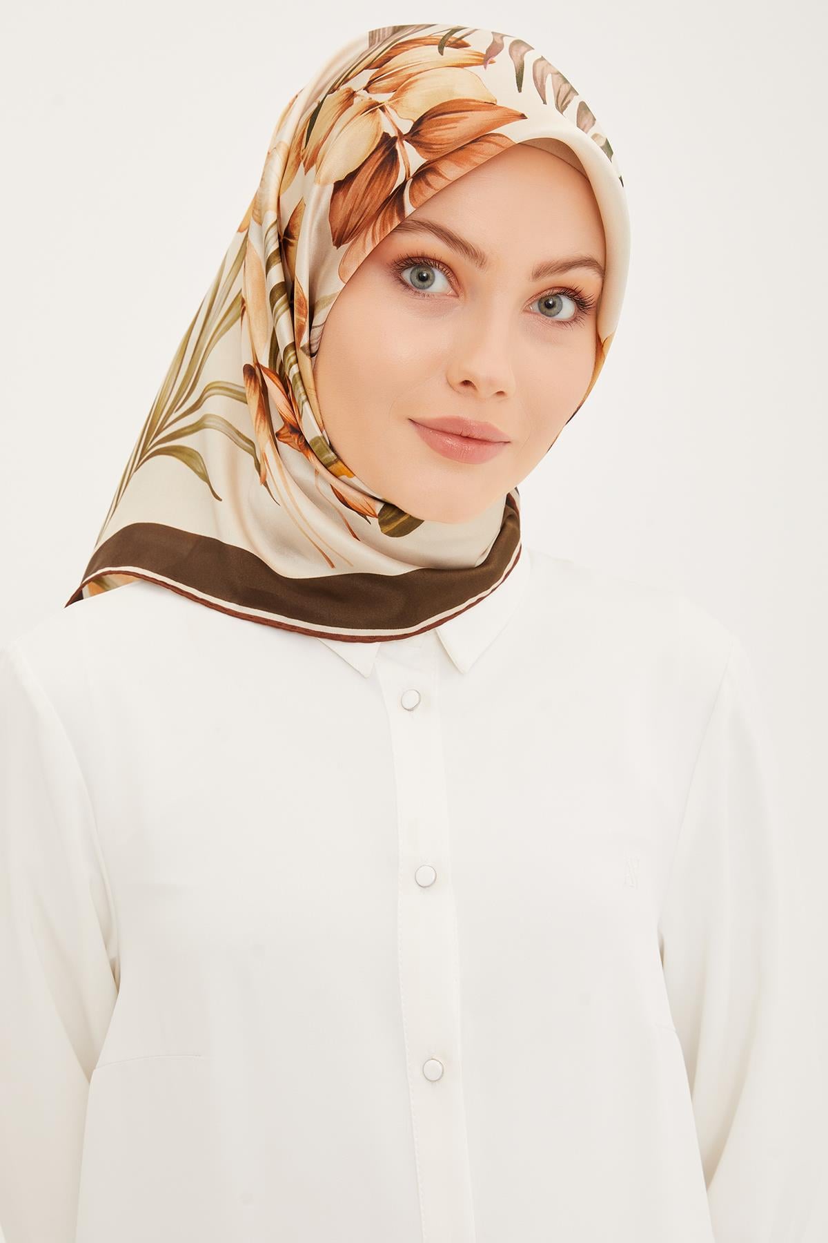 Armine İpek Eşarp 2023/24 İlkbahar Yaz Sezonu 8946D01 50 -Sura İpek