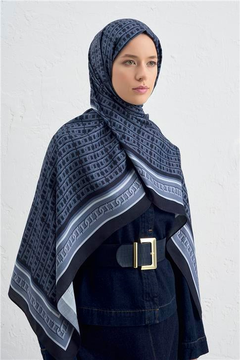 Armine İpek Tensel Monogram Şal 21