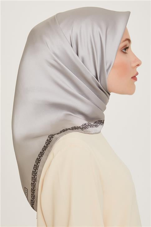 Armine Klasik Desenli Sura Saf İpek Eşarp 9260D 03 04