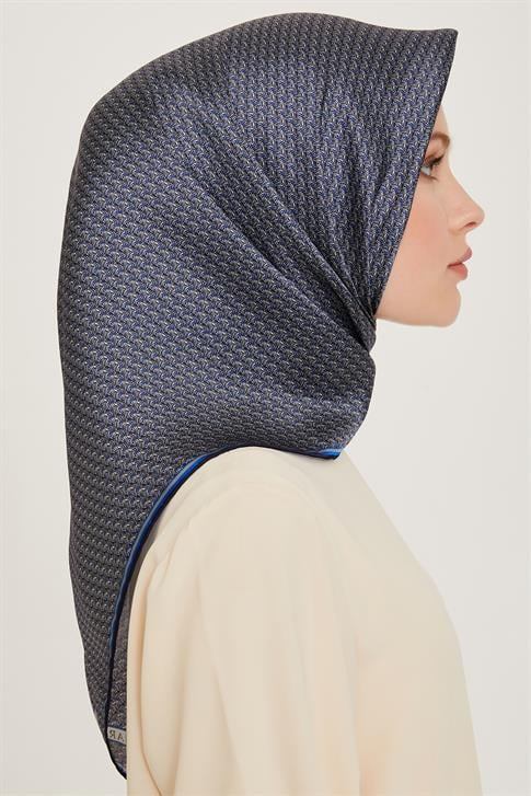 Armine Klasik Desenli Twill Saf İpek Eşarp 9250D 50