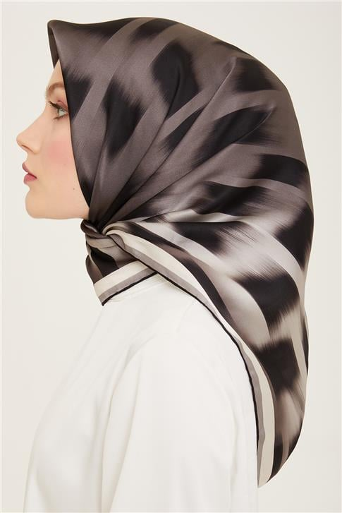 Armine Leopar Desenli Twill İpek Eşarp 24Ya9155 02
