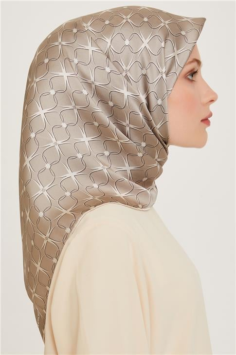 Armine Monogram Desenli Sura Saf İpek Eşarp 9207D 01 06