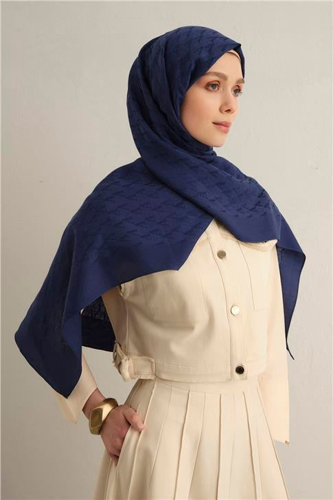 Armine Pamora AA Monogram Şal 3 02