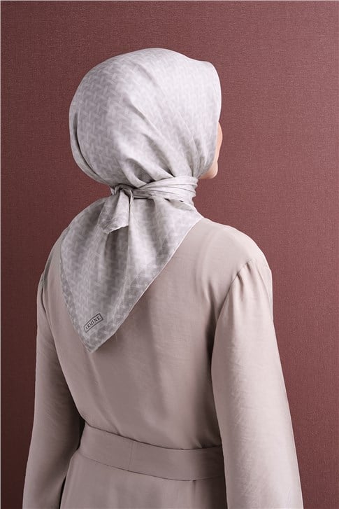 Armine Saf İpek Sura Eşarp 9622D 83