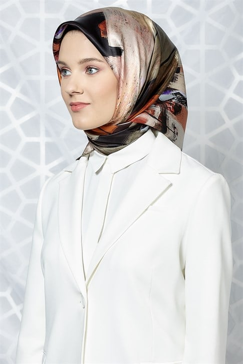 Armine Sura İpek Eşarp 19Ka8232 09
