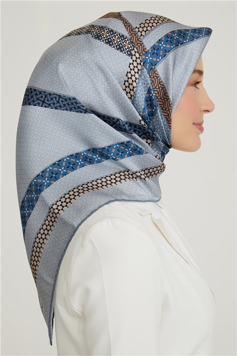 Armine Sura İpek Eşarp 21Ka8603 34
