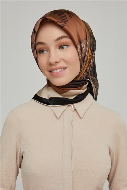 Armine Sura İpek Eşarp 21Ka8620 38