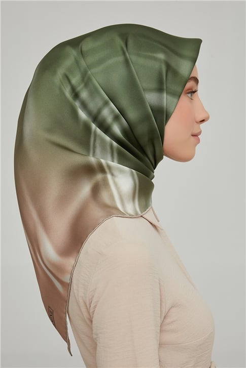 Armine Sura İpek Eşarp 21Ka8624 17