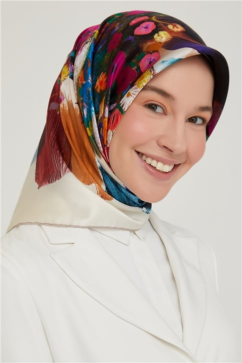 Armine Sura İpek Eşarp 21Ka8630 02
