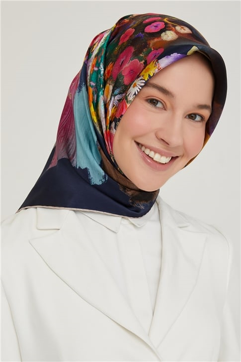 Armine Sura İpek Eşarp 21Ka8630 31