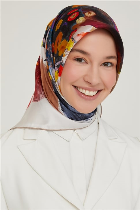 Armine Sura İpek Eşarp 21Ka8630 33