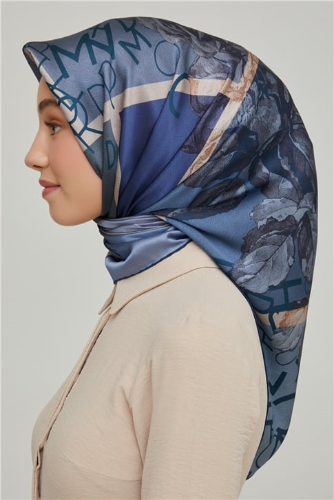 Armine Sura İpek Eşarp 21Ka8637 36