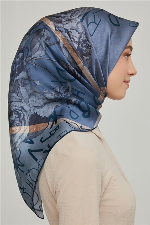 Armine Sura İpek Eşarp 21Ka8637 36