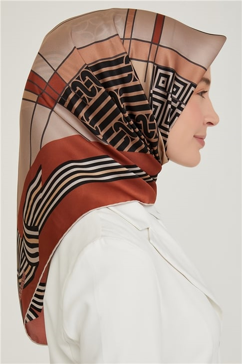 Armine Sura İpek Eşarp 21Ka8647 05