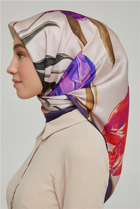 Armine Sura İpek Eşarp 21Ka8665 34