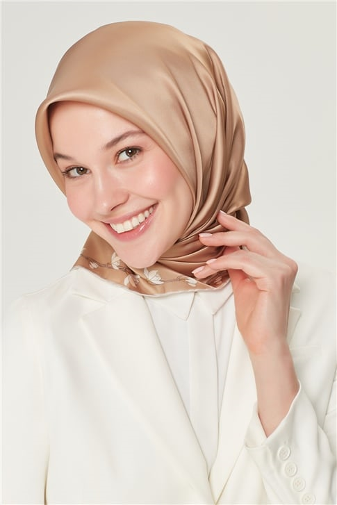Armine Sura İpek Eşarp 21Y8553 88