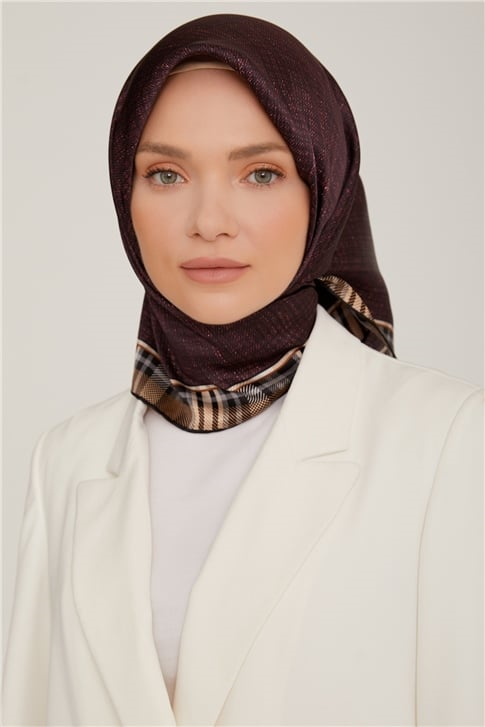 Armine Sura İpek Eşarp 22Ka8803 01