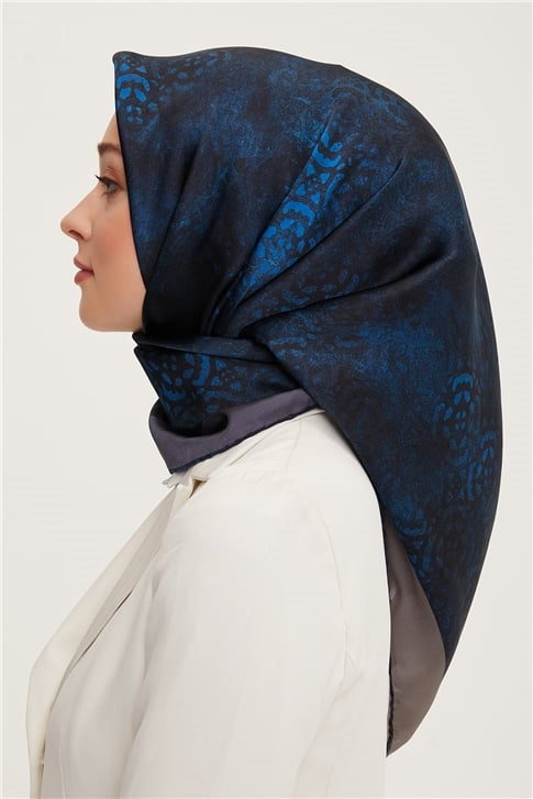 Armine Sura İpek Eşarp 22Ka8810 04