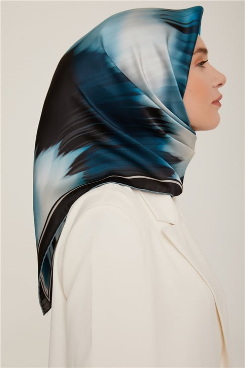 Armine Sura İpek Eşarp 22Ka8814 01